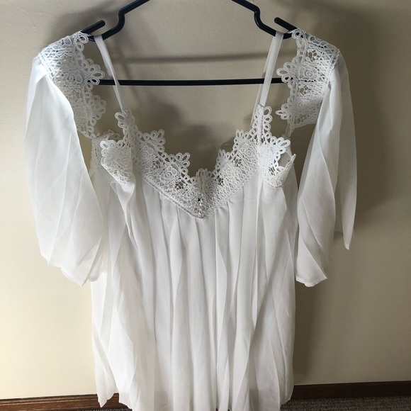 3/$25 Cold shoulder lace swing dress - Picture 4 of 11
